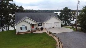 "Sunset Hideaway" Lakefront Weiss Lake with large private dock - boats welcome!