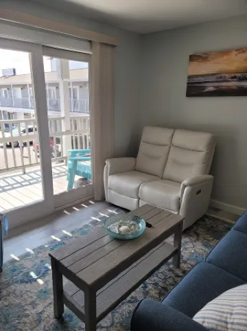 Luxury Executive 1-bedroom condo at Hampton Beach with Ocean & Marsh Views
