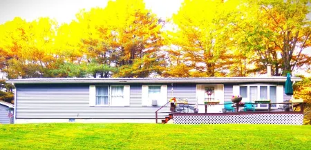 Quiet Cozy Home in God's Country Potter County PA   --- Отели в г. Каудерспорт