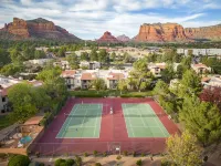 Sedona Eco-Friendly Condo w/ Pool: Walk to Shops Restaurants Golf & Trails