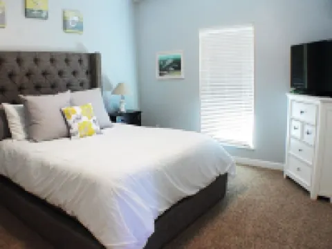 #1 rental in Steinhatchee, affordable, convenient, comforts of home. Hotels in Steinhatchee