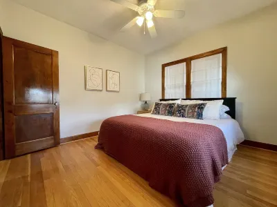 Cozy Double King Suite Bungalow