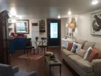 Elegant private suite located downtown historical Chickamauga, Ga