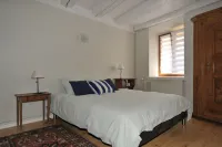 Lots of character, ideal location, lovely garden Hotel a Soultz-Haut-Rhin