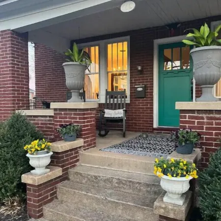 Historic Downtown 1910 Brick 2-Story Home. Dog Friendly. Walk to Everything