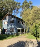 6 Bed, 4 Bath, 3 Level Renovated Barn, 1400m to Bowral Centre, 320m2, Peaceful