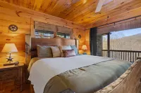 15% off Weekly Stays! Luxurious Large Blue Ridge Mtn. Cabin with Hot Tub!