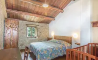 Villa Vallorsaia with private pool, lake view, no neighbors