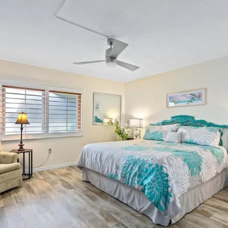 Well-appointed condo on uncrowded Ormond Beach