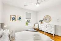 Sea La Vie - A Stunning Beach Retreat!