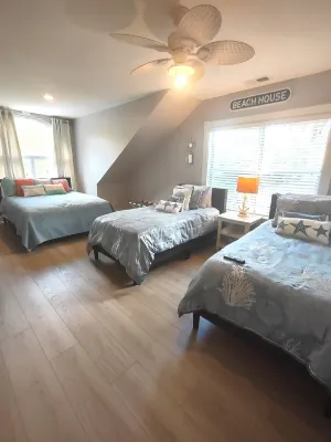 Seaside 48-North Forest Beach, 1 Min Walk to BEACH, Private POOL, Near Coligny