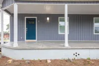 The Rustic Oasis in Downtown Concord 2BR/1BTH