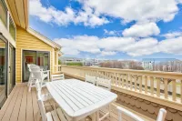 2 BR l 2 BA Condo w/ Large Pool, Large Deck with Bay Views - Quiet Neighborhood