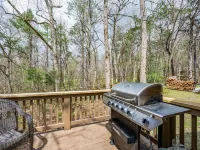 Your Own Private Cove!  Nestled Among Trees and Boulders Near National Park! Hotels in Townsend