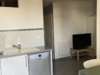Superbe Appartement Centre Ville Avec vue sur la Mer. Lit et Chaise Haute Bébé Hotels in Sète