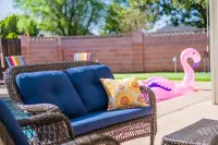 Desert Paradise w/ 2 masters, pool, & golf