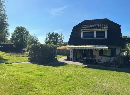 Shore Happiness on the Great Sea with Boat, Canoes and Kayak.  Dog Friendly! Отели в г. Зюдброкмерланд