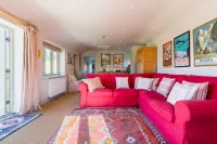 Charming Charlbury Cottage set in Idyllic garden