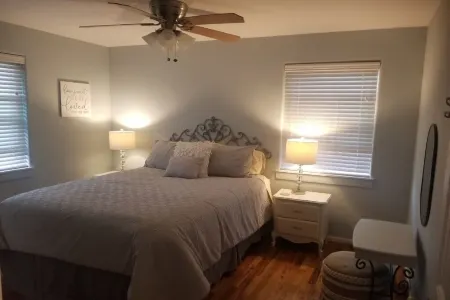 Hillside Cottage In The Pines With Great Views Отели в г. Уильямс