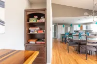 NO HOTEL FEES_AVL Luxury_Pets_Views_SPA_Game Room Hotels in Lower Hominy