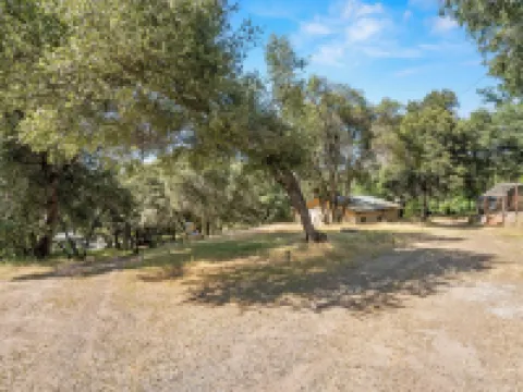 Cozy Mountain Guesthouse w/ Hot Tub & King Bed 1bed :1bth