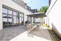 15 minutes to the old town - apartment in former industrial building