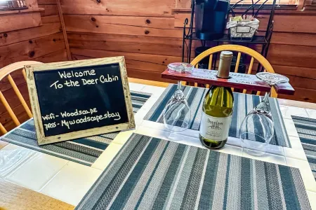 Stay at the Deer and Visit Callaway's Fantasy in Lights - Fiber Wifi!