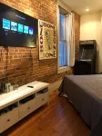 Night Owl 5S Downtown! Optional paid parking!