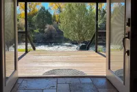 LUXURY RIVERFRONT RETREAT: PET FRIENDLY: BRYCE / ZION, RAFTING, FISHING, HIKING