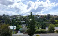 Spacious, Sunny House with View of Mt. Wellington