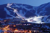 Park Station 3-Bdrm Old Town Main St Town Lift Heated Pool & Hot Tub Parking
