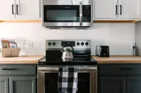 Farmhouse Style Guesthouse in Kennewick Hotels in Kennewick