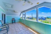 Sleeps 8, Views , 2 King Masters, Dog Friendly, Private Pool