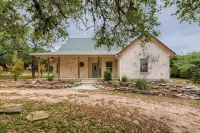 Private Retreat in Wimberley with High Speed WIFI