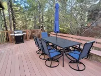 Cozy Family retreat with large fenced backyard, Pet-Friendly, and Central Air!!! Hotels near Flagstaff Pulliam Airport