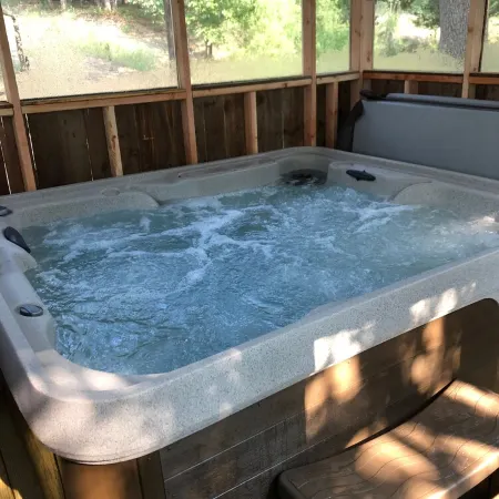 Beautiful Longhorn Lodge at Lake Texoma!