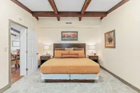 Lakeview Lodge - Getaways at Kimberling Crossing Hotels in Ruth B City Township