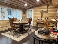 Cannon Cliffside River Retreat-  FREE WIFI