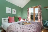 NEW! Stylish period cottage near town with log burner, parking, garden.