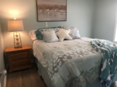 Kayaker and Bird Watchers Dream: Freshly Renovated with Breathtaking Views Hotels in Cedar Point