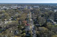 Historically Hip on Hale-3 Kings, Walkable to shops, 3 minutes to Duke - 4-نجوم