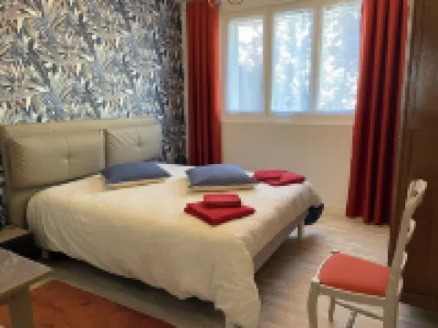 A Deux pas de la Porte Horloge Hotels in Vire-Normandie