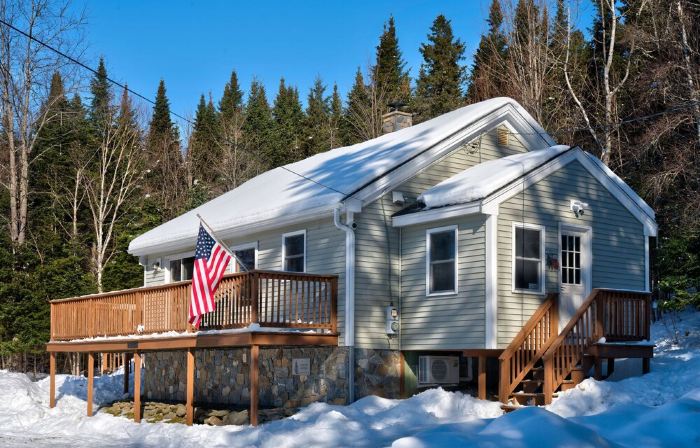 Camp Coös - Mountain and Lake Views with Atv/Snowmobile Trail Access