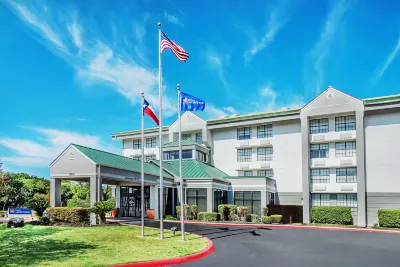 Hilton Garden Inn San Antonio Airport Отели рядом с достопримечательностью «Университет Инкарнейт Уорд в Северо-Запад Сентер»