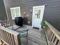 Downtown Villa - steps from the heart of Waxhaw