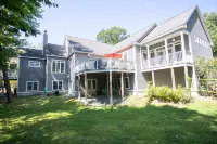 Magnificent Six Bedroom Ogunquit Estate - Pet Friendly! - Boutique