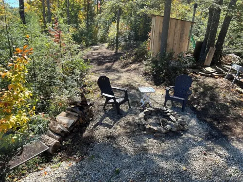 RESTful yurt in charming Hinsdale; pet-friendly with multiple hiking options