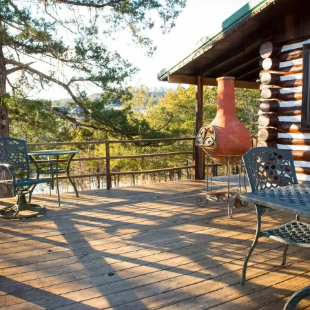 Secluded Lake Front Cabin w/ Private Dock/Boat Slip, Large Deck, Grill, WiFi.