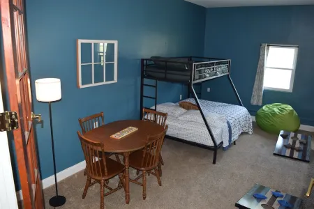 Semiahamoo Creekside Living less than a mile from Chattanooga