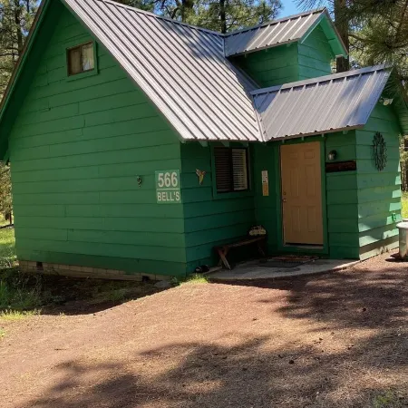 Bell's Greer Hideaway